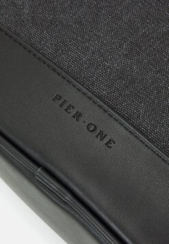 Pier One Unisex - Toilettas - Black -Pier One Mannenmode Winkel 05d508e36bb14f79b1a50f5dfb5612b7