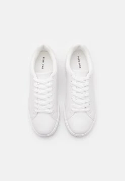 Pier One Unisex - Sneakers Laag - White -Pier One Mannenmode Winkel 415a1a6b095d47bbbe2e0e988b994530