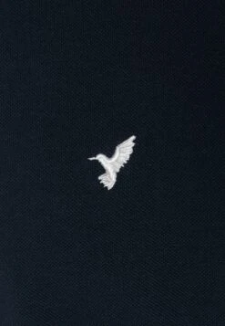 Pier One Pique Embro Detail- T-Shirt Basic - Dark Blue -Pier One Mannenmode Winkel 421eaf6ab4a14994be819750c9b8e6d4