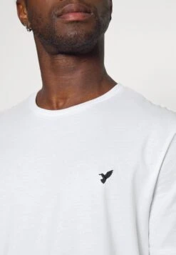 Pier One 5 Pack - T-Shirt Basic - White/Blue/Stone -Pier One Mannenmode Winkel 5838dd46526247959db36fa669d89e4b