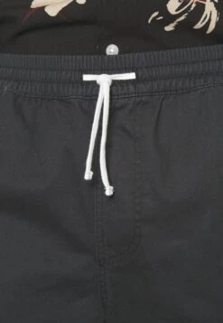 Pier One 2 Pack - Shorts - Olive/Black 7 Pier One 2 Pack - Shorts - Olive/Black -Pier One Mannenmode Winkel 6ca63c98df264145a6f1de71006806c5