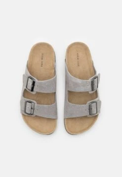 Pier One Leather Unisex - Pantoffels - Grey -Pier One Mannenmode Winkel 6e172422b00e484a8ac21c5f565af9d6