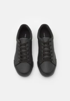 Pier One Sneakers Laag - Black -Pier One Mannenmode Winkel 75fb73bac56c487a935c8c892edf49df