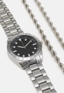 Pier One Set - Ketting - Silver-Coloured/Black -Pier One Mannenmode Winkel 83102eb3ab884b968ea711d6d380bde6