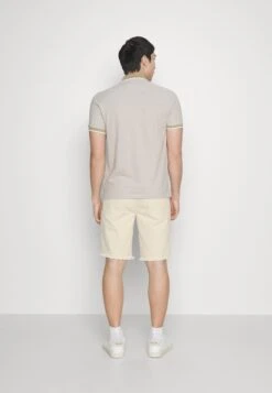 Pier One Jeansshort -Beige 4 Pier One Jeansshort -Beige -Pier One Mannenmode Winkel 86c131f91bcf40c49254fa658c42e65c