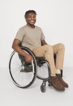 Pier One Jeggings - Tan -Pier One Mannenmode Winkel 8aba0c25cf234be0a74834148ec8f37b