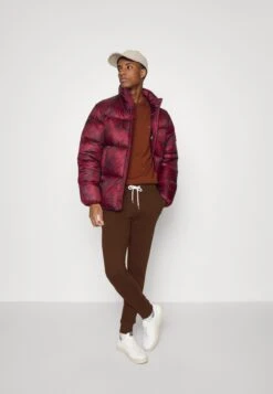 Pier One Mannenmode Winkel -Pier One Mannenmode Winkel 8fd9a11a27d348e79deb136bc713ec4b