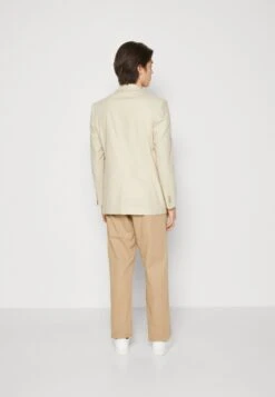 Pier One Blazer - Beige 4 Pier One Blazer - Beige -Pier One Mannenmode Winkel 90a0e4254e844eb3a6a8cf41ae7f4550