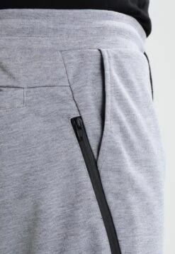 Pier One Trainingsbroek - Light Grey -Pier One Mannenmode Winkel 945c619f1e5c46c6a04b229d5a4d93f9