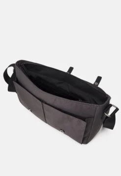 Pier One Schoudertas - Grey 4 Pier One Schoudertas - Grey -Pier One Mannenmode Winkel ab5df7c3a36e437a9e3689748a3dba6d