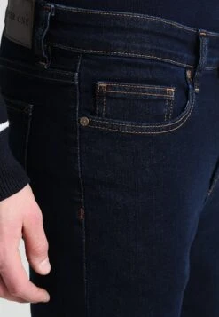 Pier One Basic - Straight Leg Jeans - Rinsed -Pier One Mannenmode Winkel abcf0dd4e2f44f36b372d1a00b38a238