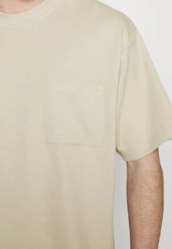 Pier One T-Shirt Basic - Beige 7 Pier One T-Shirt Basic - Beige -Pier One Mannenmode Winkel af8149f997a441459f465ac3afd75f15