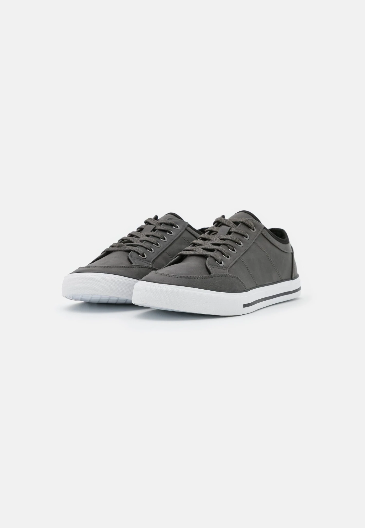 Sneakers Laag - Grey Pier One Sneakers Laag - Grey -Pier One Mannenmode Winkel b633810ed14b482ea40aea38a2fc530c scaled
