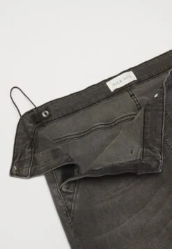 Pier One Straight Leg Jeans - Grey Denim -Pier One Mannenmode Winkel c942184c94414d1f83609b7325691137