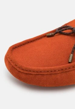 Pier One Leather - Mocassins - Red -Pier One Mannenmode Winkel d36b99a1169544c0afa45386d87f705b