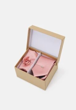 Pier One Set - Overige Accessoires - Pink 4 Pier One Set - Overige Accessoires - Pink -Pier One Mannenmode Winkel ecc40dfacdcc4f4e875d92878e9ced65