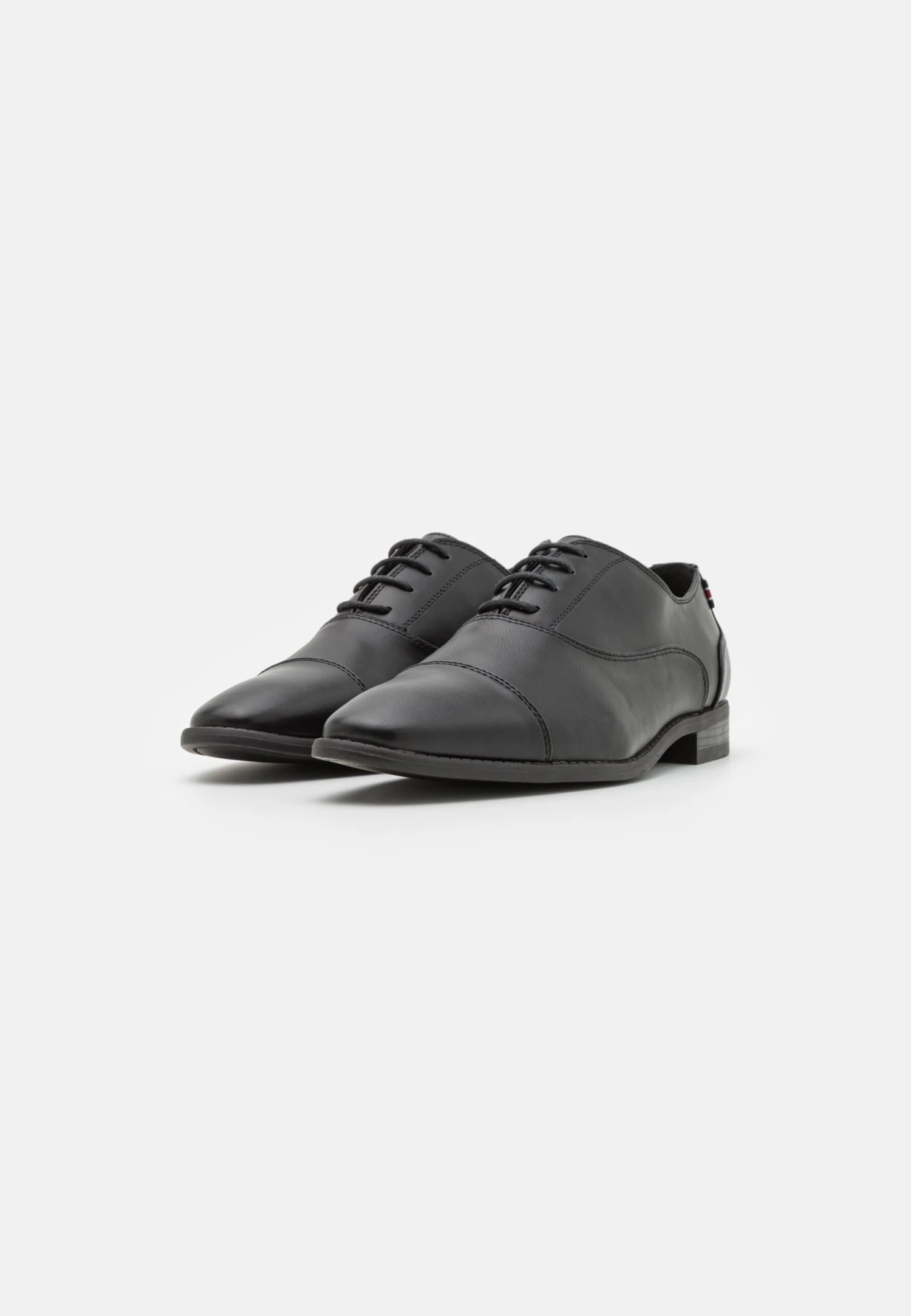 Unisex - Sportieve Veterschoenen - Black Pier One Unisex - Sportieve Veterschoenen - Black -Pier One Mannenmode Winkel ed65479379784ec1b571b22561cdafde scaled