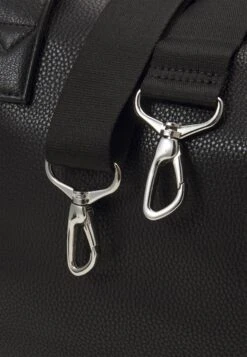 Pier One Unisex - Weekendtas - Black -Pier One Mannenmode Winkel f897dbe16f394747bbcb912b9902dfc5