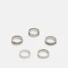 Pier One 5 Pack - Ring - Silver-Coloured -Pier One Mannenmode Winkel f9bb7c1be42845ce8ce1d97e3ef65d83