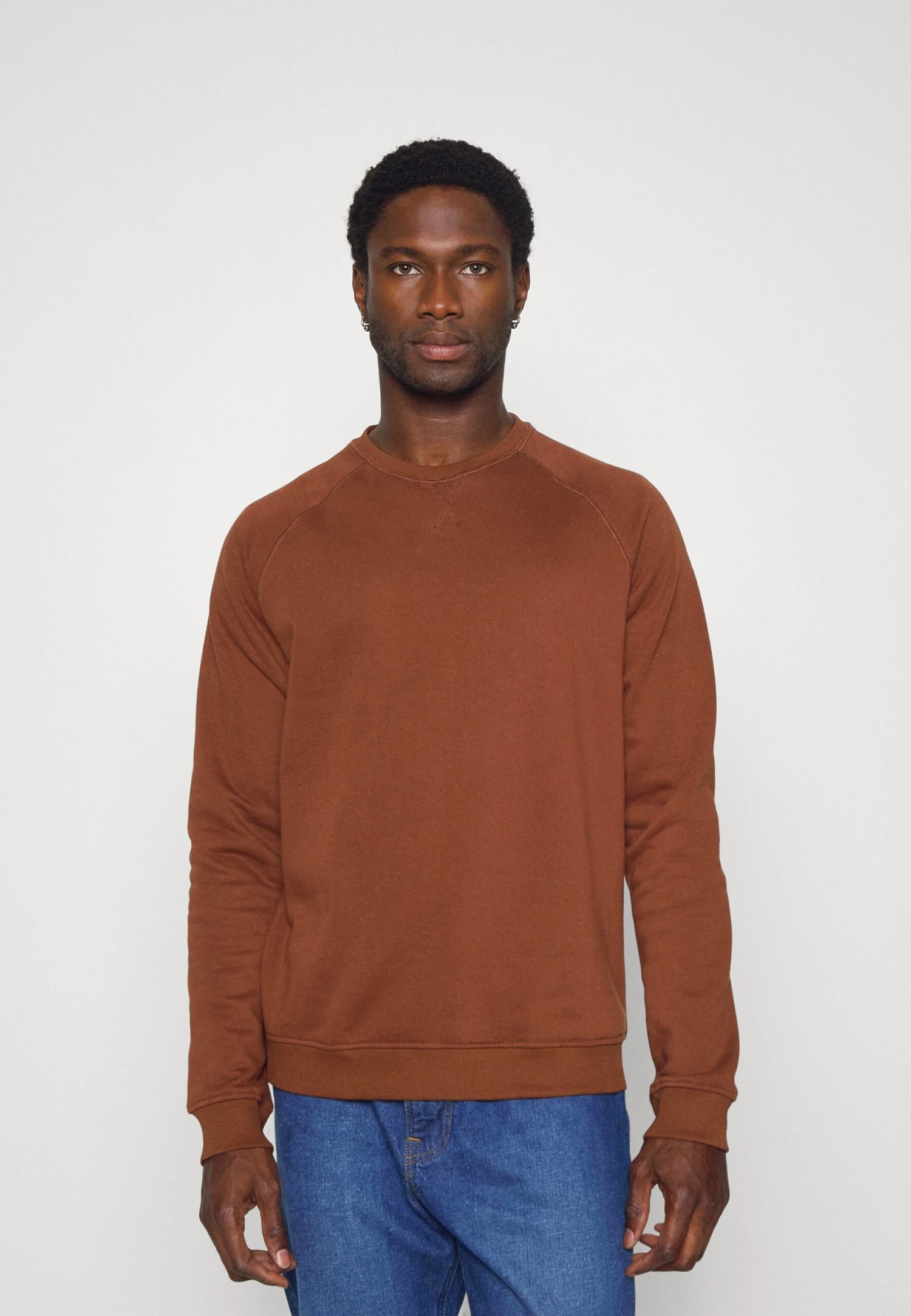 2 Pack - Sweater - Light Brown/Black Pier One 2 Pack - Sweater - Light Brown/Black -Pier One Mannenmode Winkel fc47d3d7053248549840f6cbf9155417 scaled